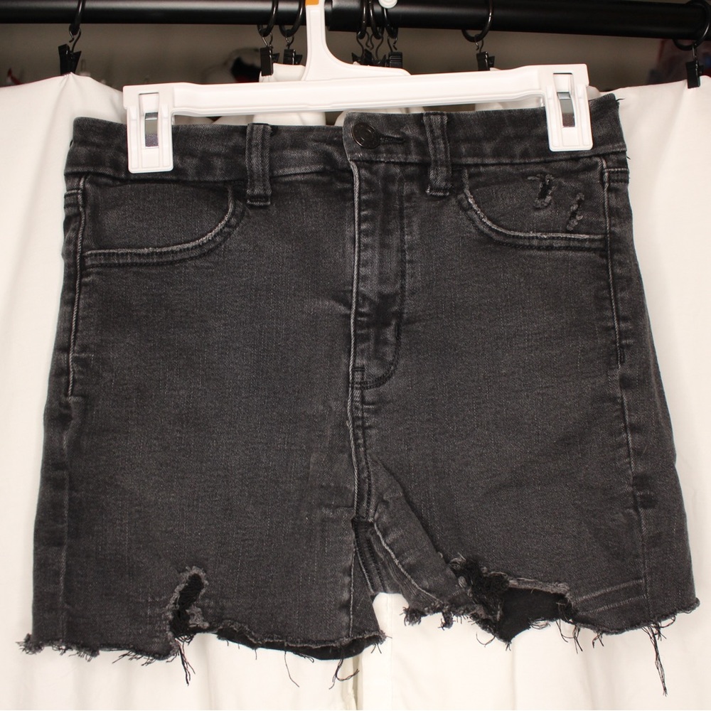 AE next level stretch black Jean shorts